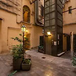 Guesthouse O Affittacamere La Civetta Di Trastevere