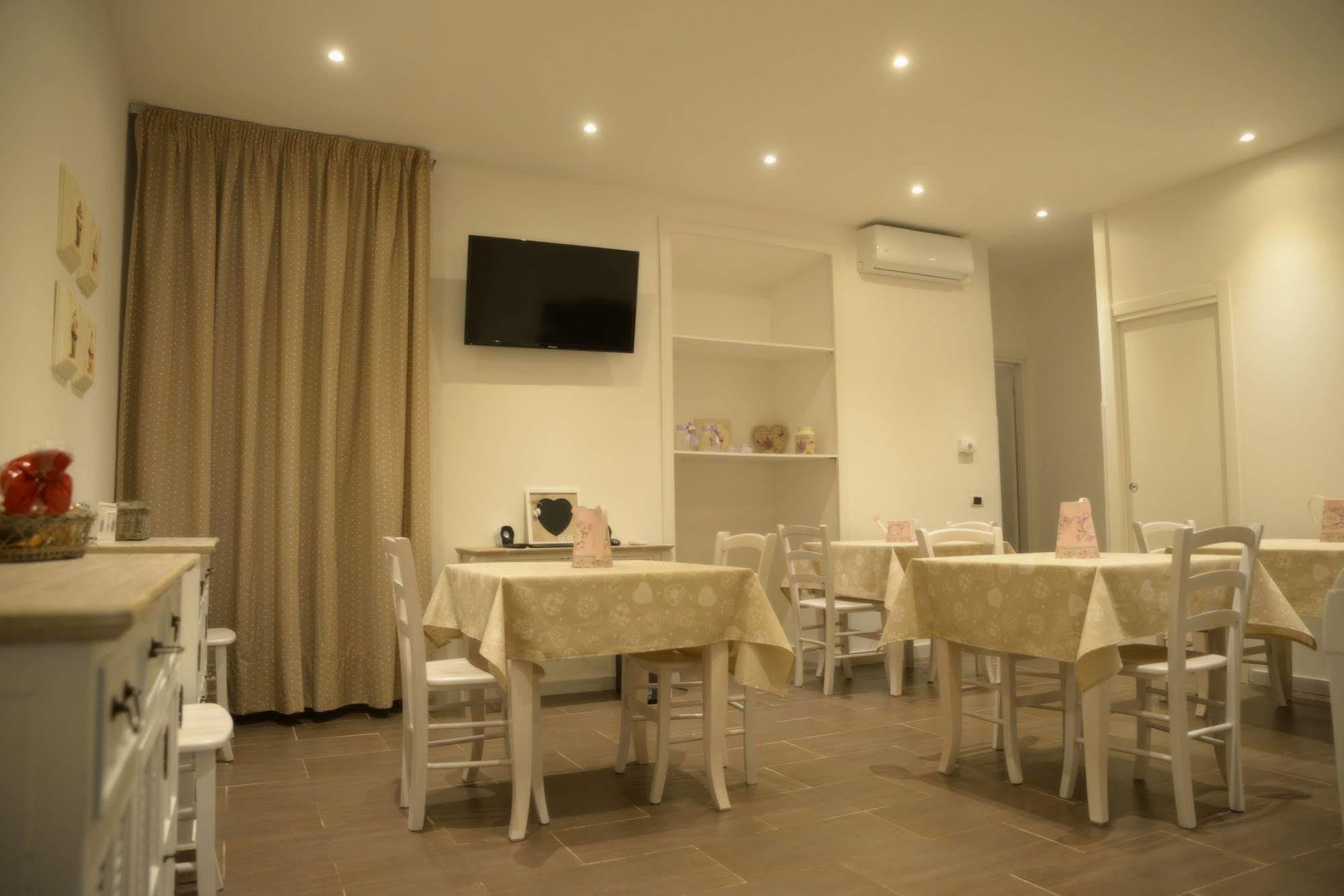 Affittacamere O La Civetta Di Trastevere 3*